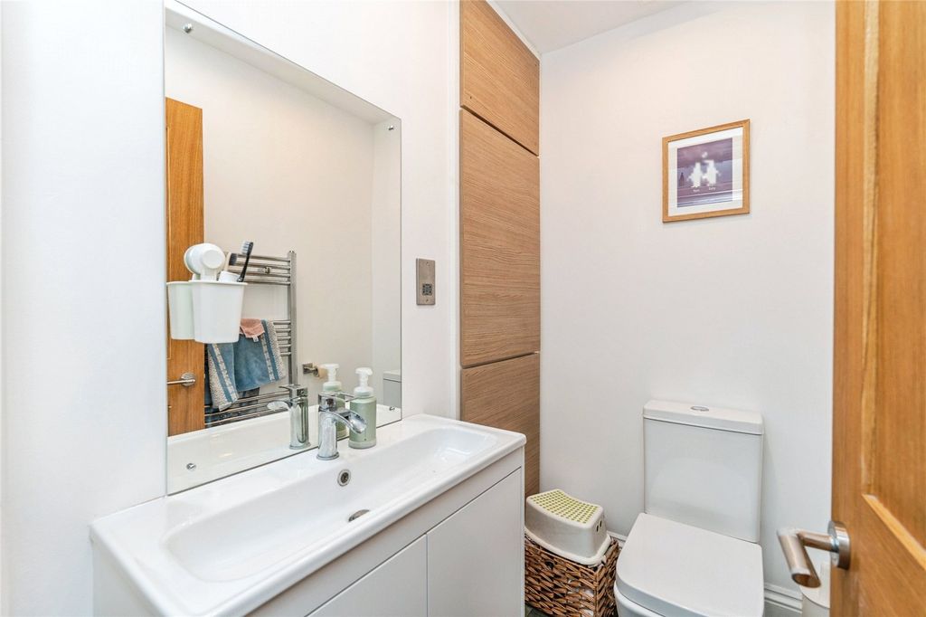 Additional image 19 of 4 bed semi-detached house for saleSuffolk Avenue, Shirley, Southampton, Hampshire SO15