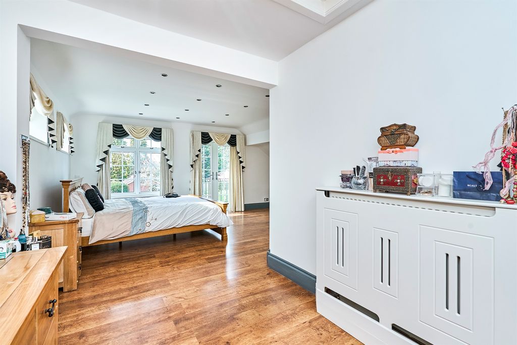 Additional image 14 of 4 bed detached house for saleStourbridge Road, Penn, Wolverhampton WV4