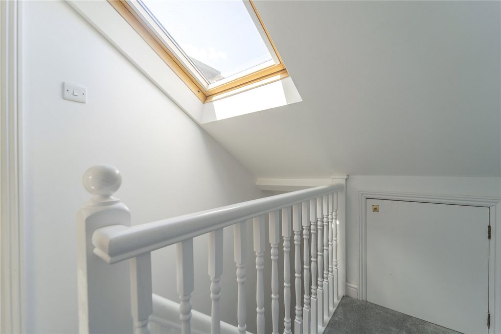 Additional image 16 of 5 bed semi-detached house for saleCharlton Road, Southampton, Hampshire SO15