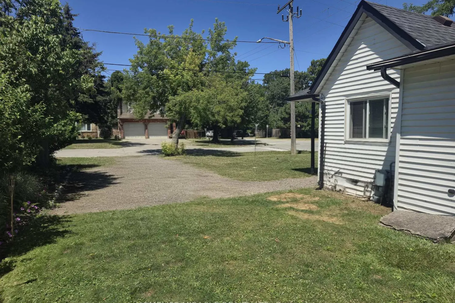 Additional image 16 of 82 Teal Avenue