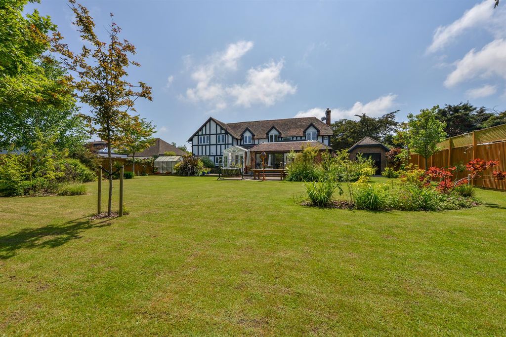Additional image 2 of 4 bed detached house for saleMolehill Road, Chestfield, Whitstable CT5