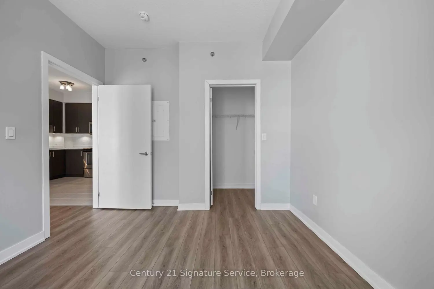 Additional image 18 of 2486 Old Bronte Road 405