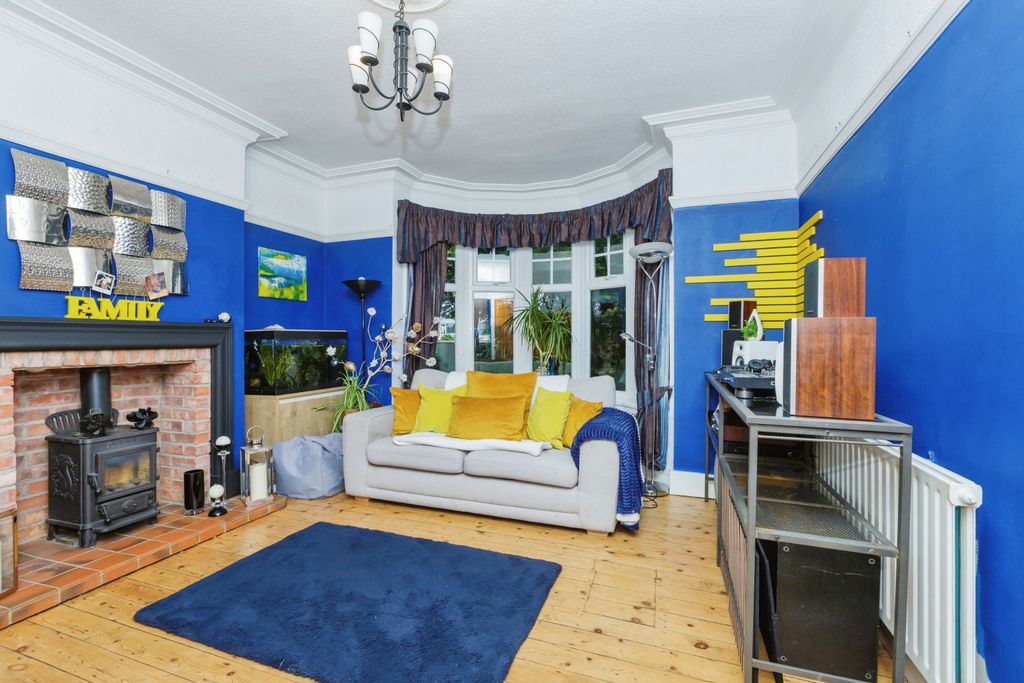 Additional image 7 of 4 bed detached house for saleLutterworth Road, Blaby LE8