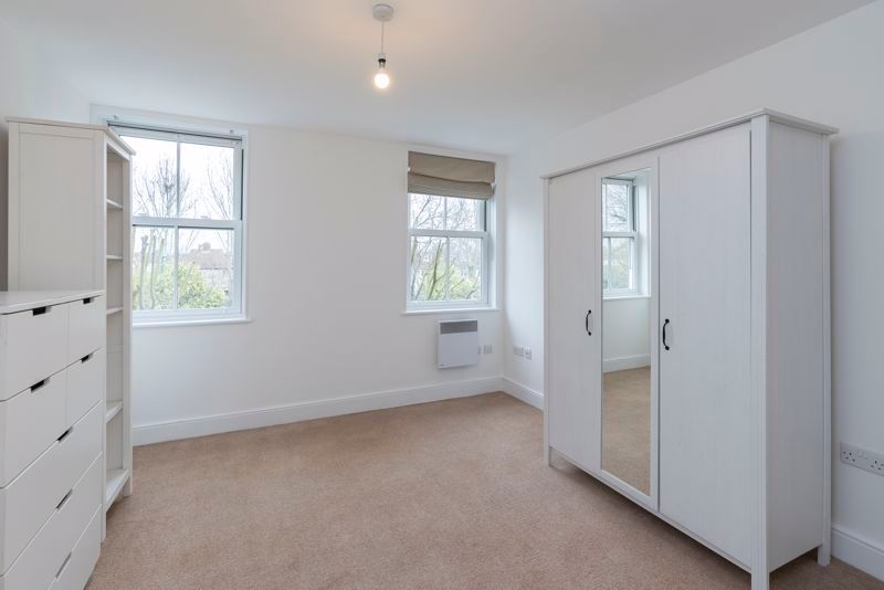 Additional image 7 of 2 bed flat for saleThe Hamtons, Green Lane, Worcester Park KT4