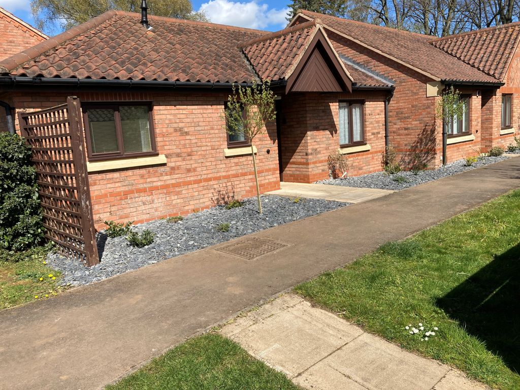 2 bed flat for saleHoneywell Close, Oadby LE2