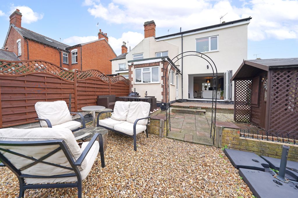 Additional image 26 of 3 bed semi-detached house for saleChestnut Road, Glenfield, Leicestershire LE3