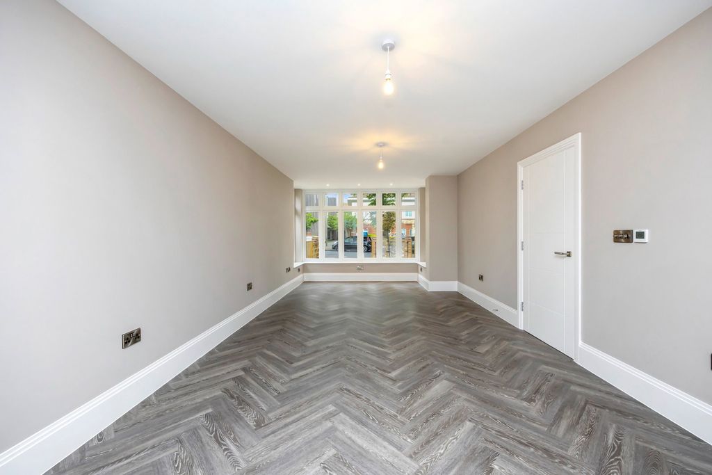 Additional image 9 of 5 bed detached house for saleHomefield Road, Worthing BN11
