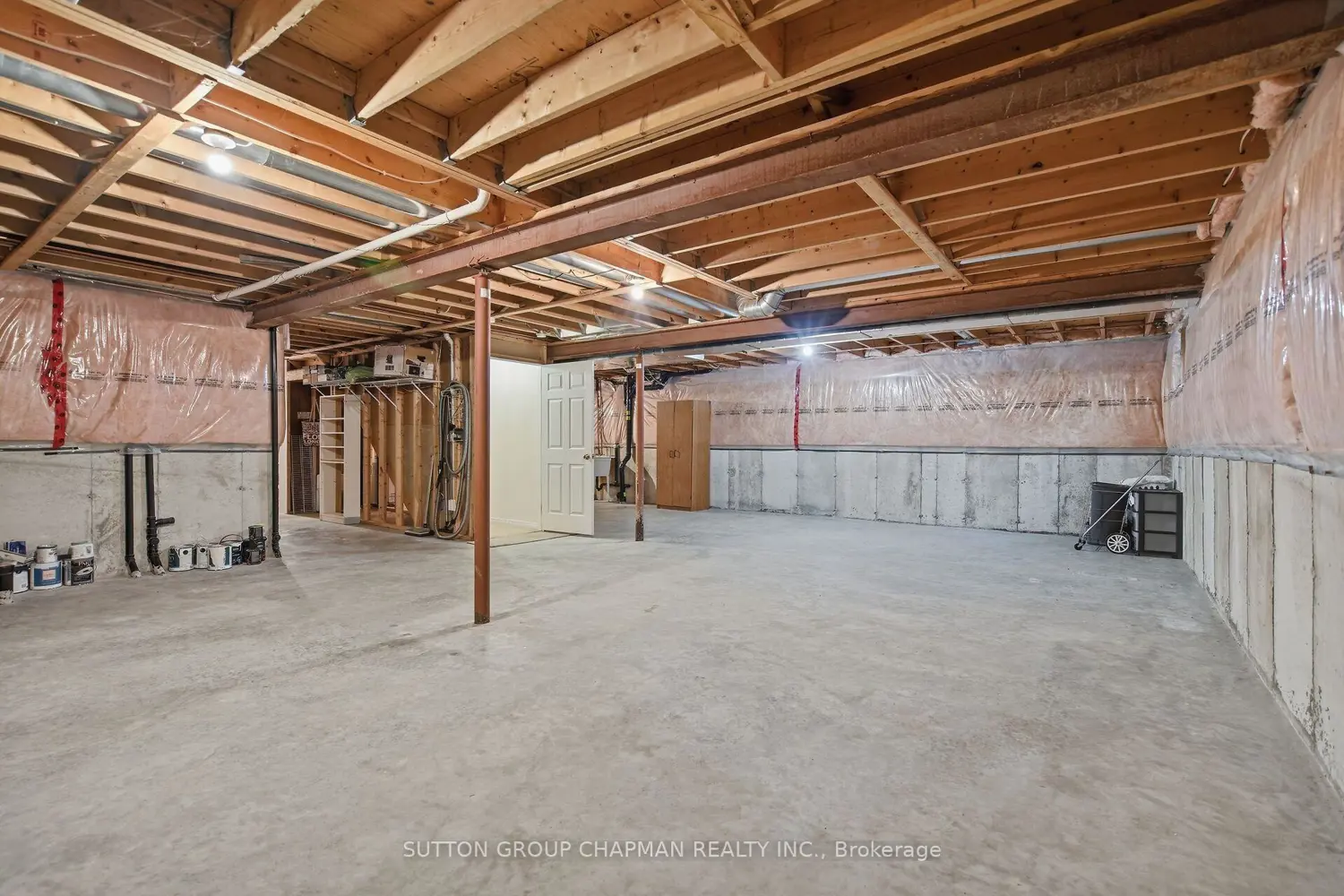 Additional image 16 of 515 Proudfoot Lane 17
