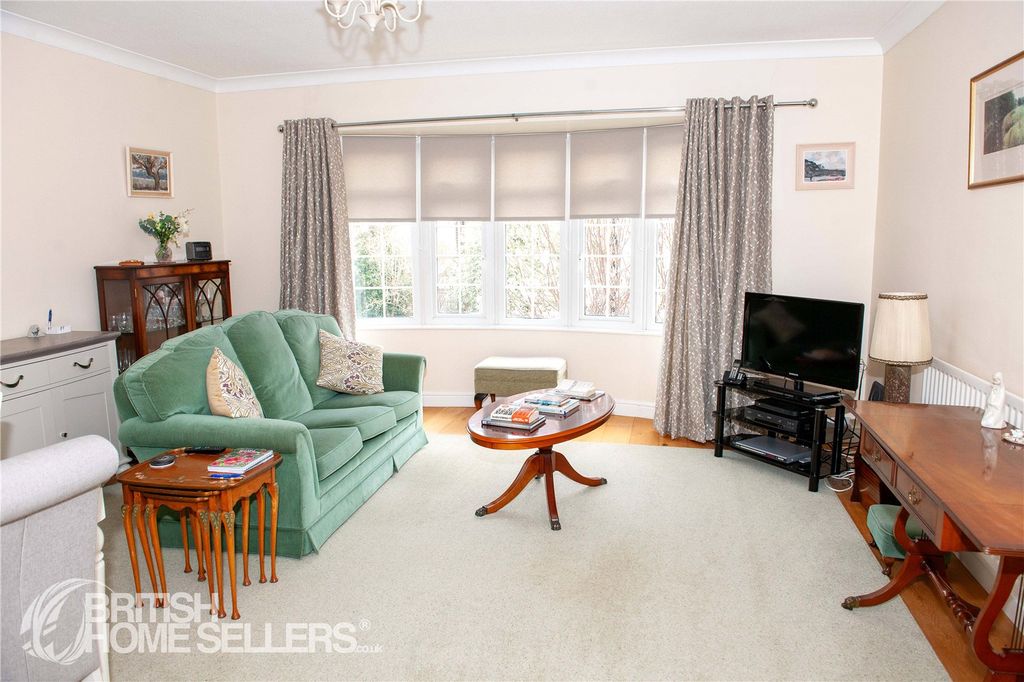 Additional image 2 of 3 bed town house for saleQueen's Grove, Southsea, Hampshire PO5