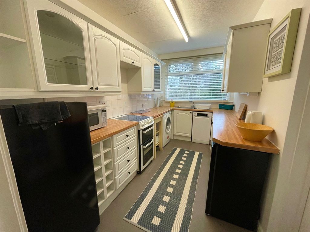 Additional image 4 of 2 bed flat for saleQueens Road, Wilmslow, Cheshire SK9