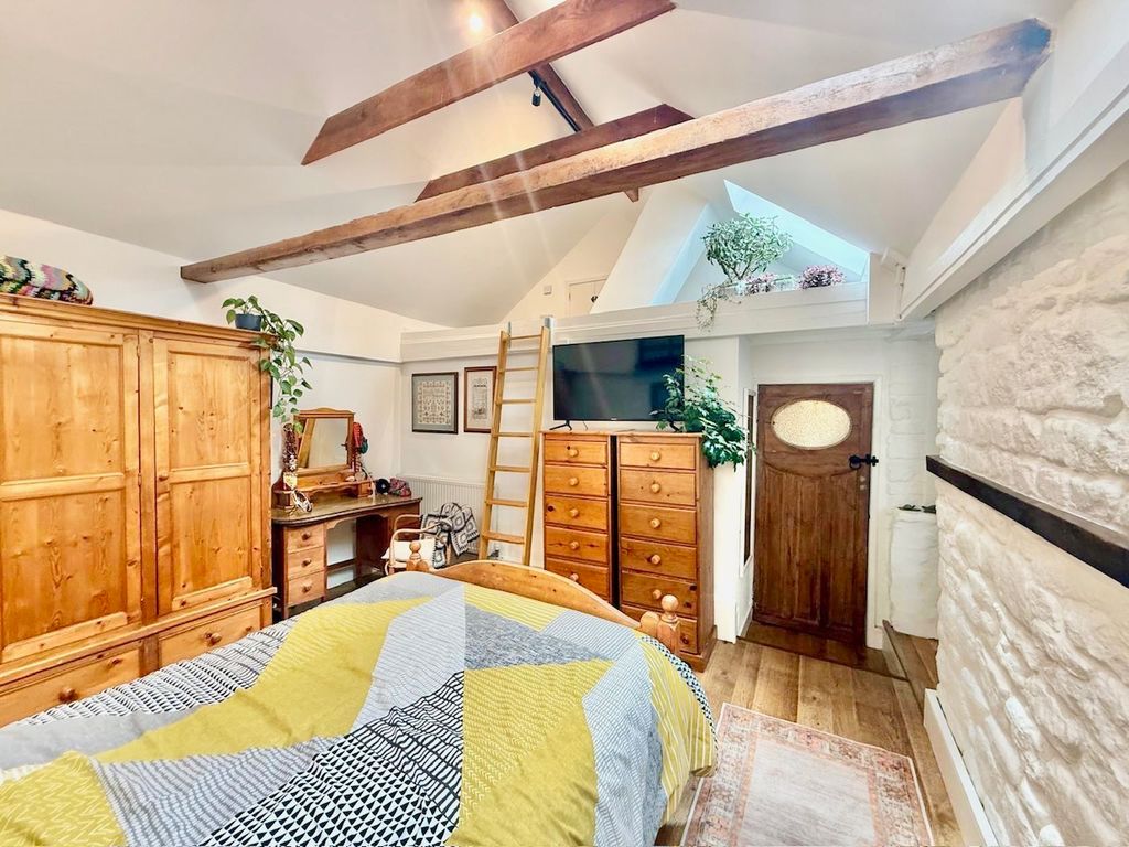 Additional image 14 of 3 bed property for saleHigh Street, Colsterworth, Grantham NG33