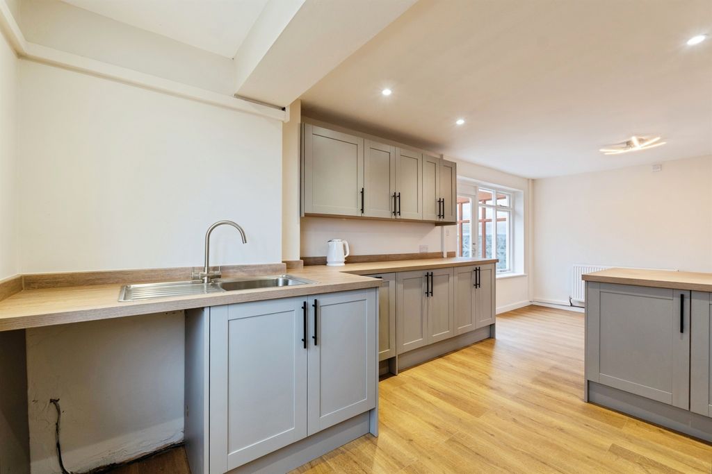 Additional image 9 of 3 bed semi-detached house for saleAlthorpe Drive, Loughborough LE11