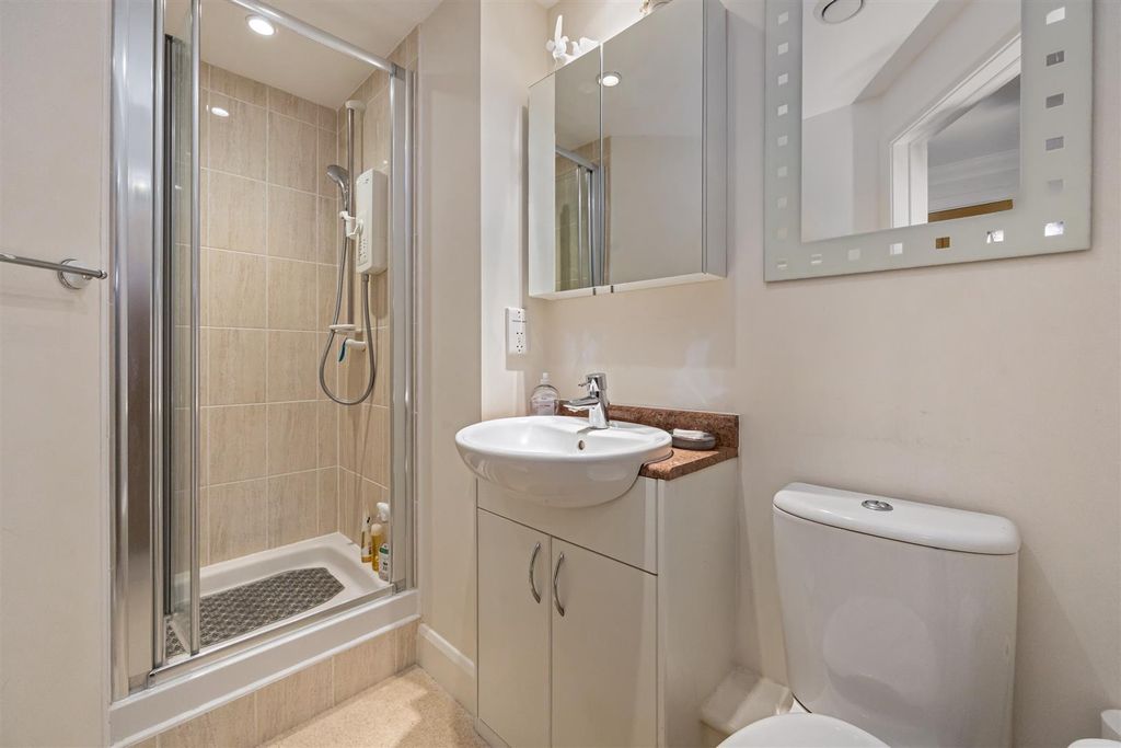 Additional image 15 of 2 bed flat for saleSteyne Gardens, Worthing BN11