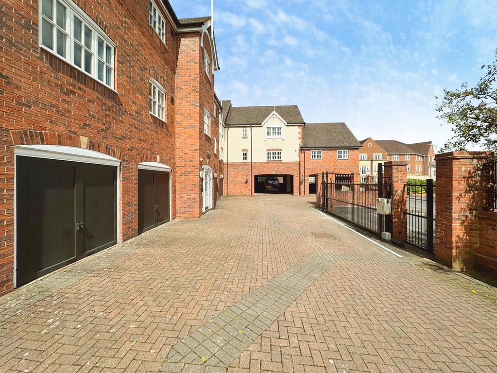 Additional image 32 of 3 bed flat for saleCygnet Close, Compton, Wolverhampton WV6