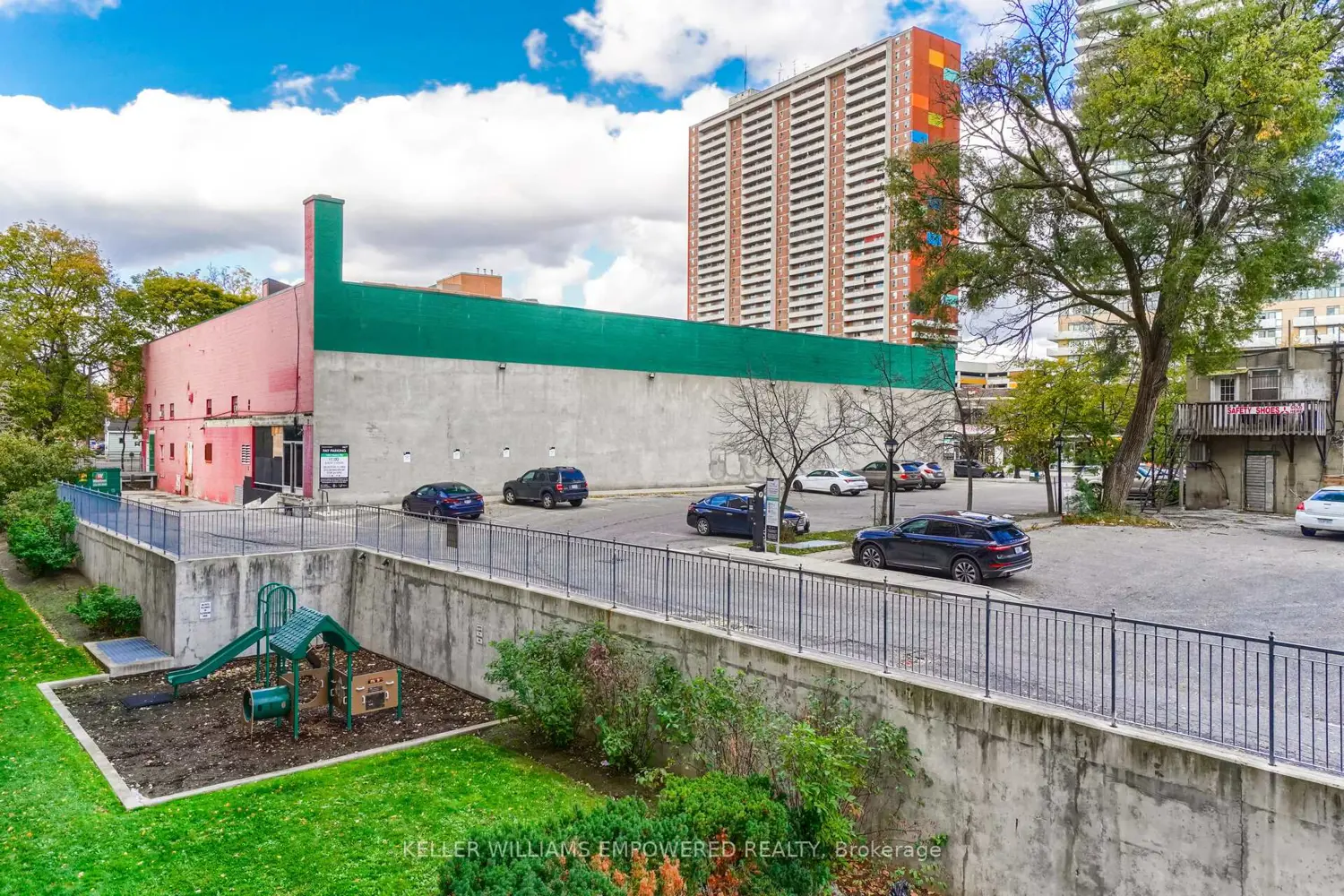 Additional image 20 of 2088 Lawrence Avenue 410