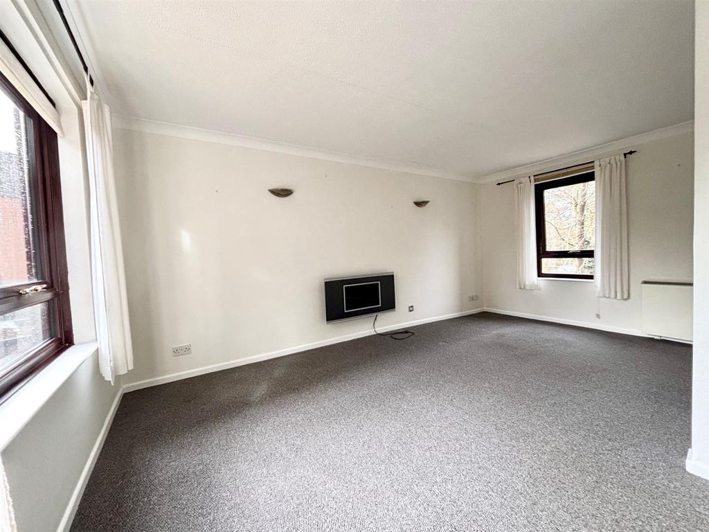 Additional image 4 of 1 bed flat for saleAllenview Road, Wimborne BH21