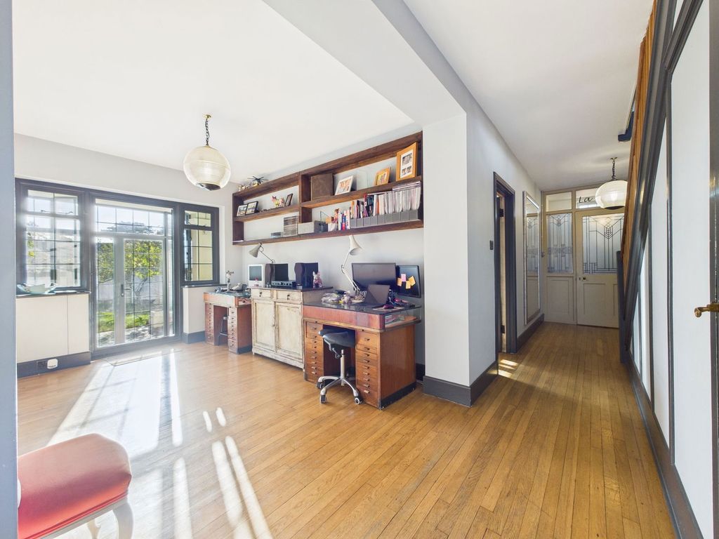 Additional image 8 of 4 bed detached house for saleLeyeshurst, Lamorna Grove, Worthing BN14