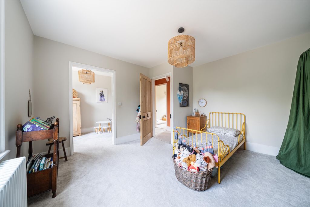 Additional image 25 of 5 bed detached house for saleForest Road, Wokingham, Berkshire RG40