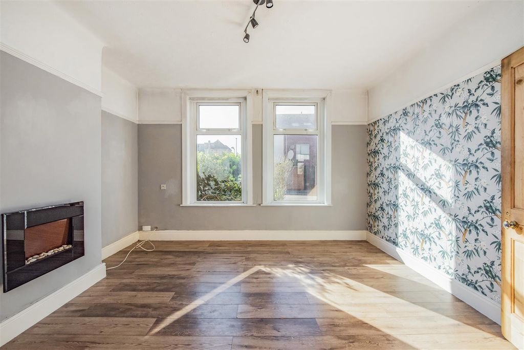 Additional image 8 of 3 bed semi-detached house for saleConiston Avenue, Portsmouth PO3