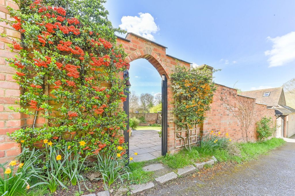 Additional image 5 of 4 bed detached house for saleOld Malden Lane, Worcester Park KT4