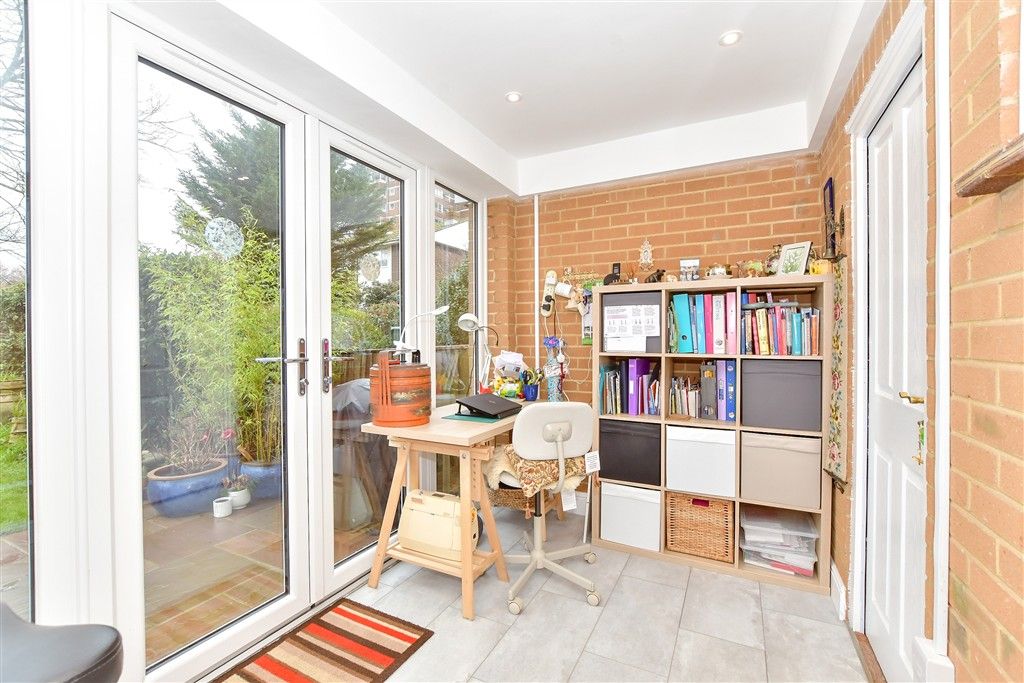 Additional image 12 of 4 bed terraced house for saleChadderton Gardens, Portsmouth, Hampshire PO1