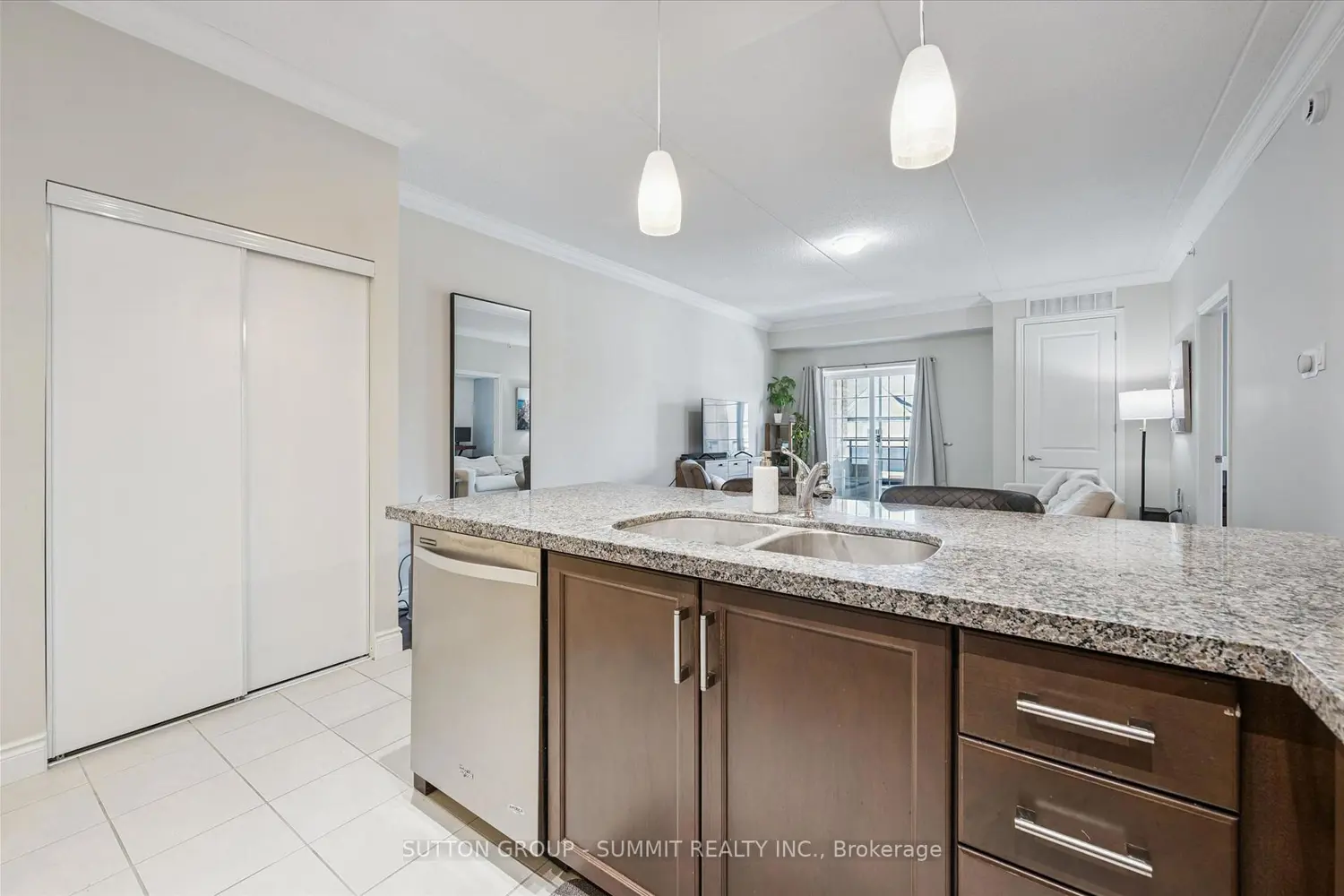 Additional image 8 of 1077 Gordon Street 242