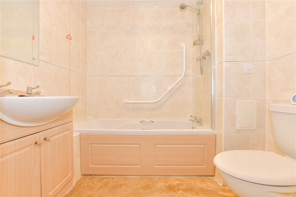 Additional image 8 of 1 bed flat for saleOld Westminster Lane, Newport, Isle Of Wight PO30
