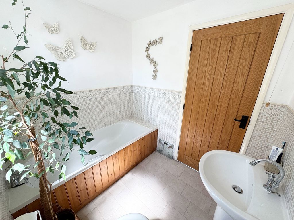 Additional image 9 of 4 bed detached house for saleTownsend Lane, Donington Le Heath, Coalville LE67