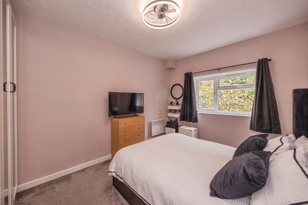 Additional image 10 of 1 bed flat for saleArundel Street, Portsmouth PO1