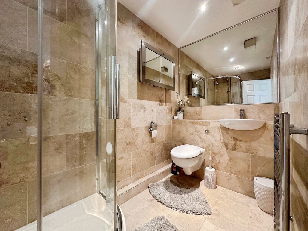 Additional image 28 of 3 bed flat for saleCygnet Close, Compton, Wolverhampton WV6