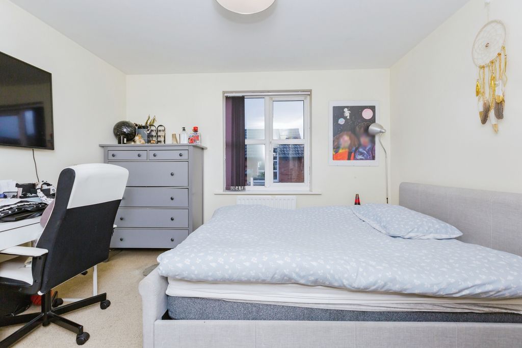 Additional image 9 of 2 bed flat for saleKepwick Road, Hamilton, Leicester, Leicestershire LE5