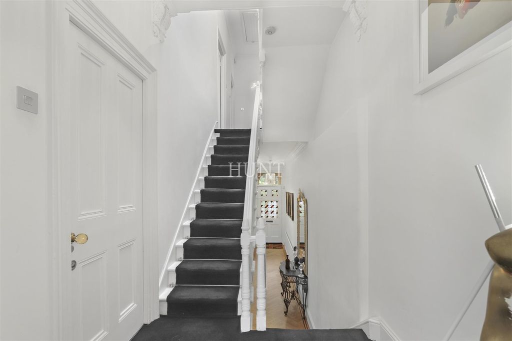 Additional image 26 of 5 bed terraced house for saleBroomhill Road, Woodford Green IG8