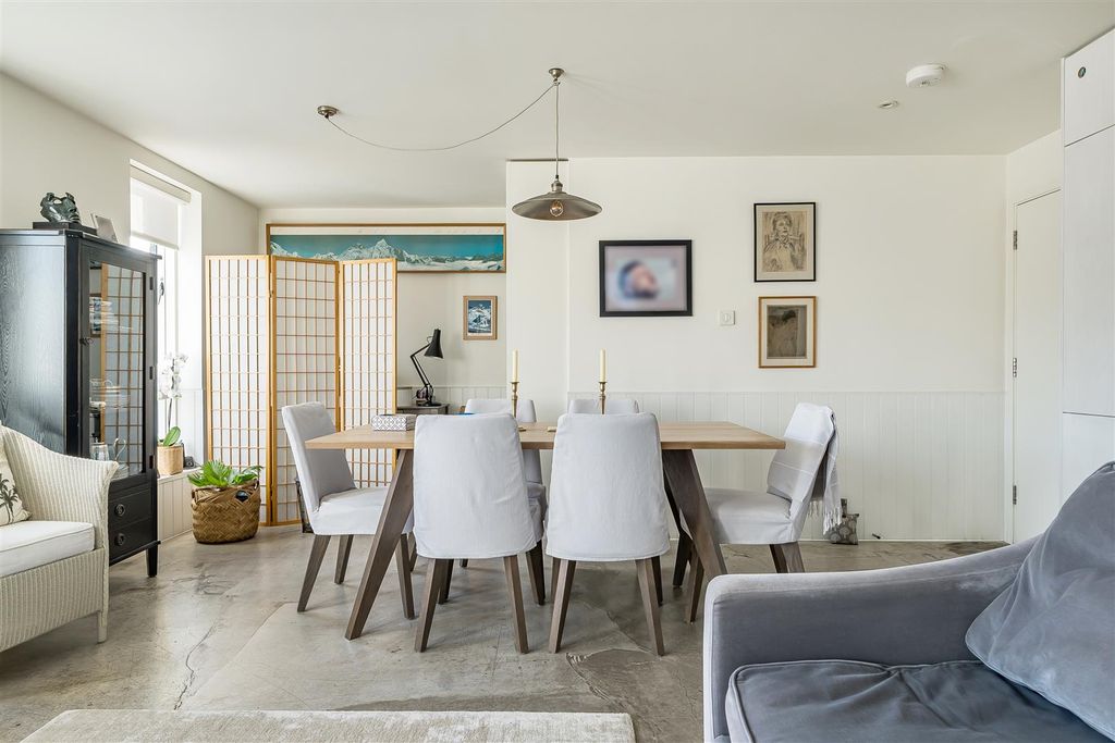 Additional image 8 of 2 bed flat for saleOld Bridge Road, Whitstable CT5
