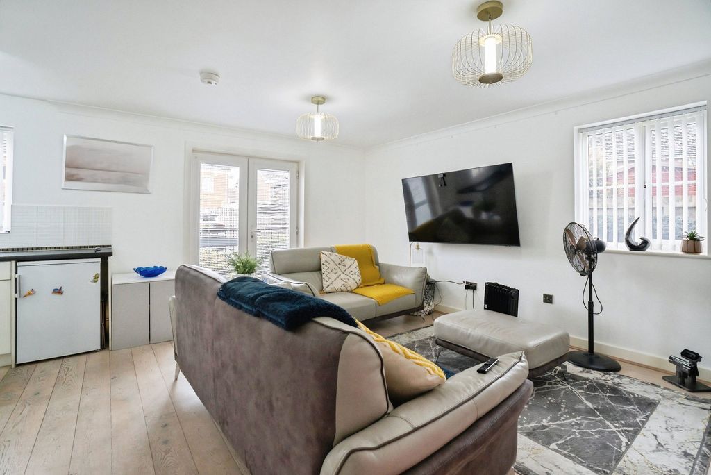 Additional image 2 of 2 bed flat for saleRivenmill Close, Widnes WA8