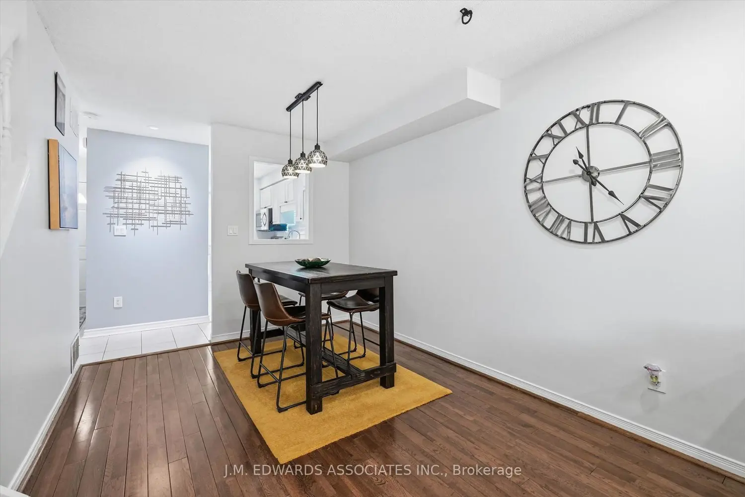 Additional image 11 of 895 Maple Avenue 215