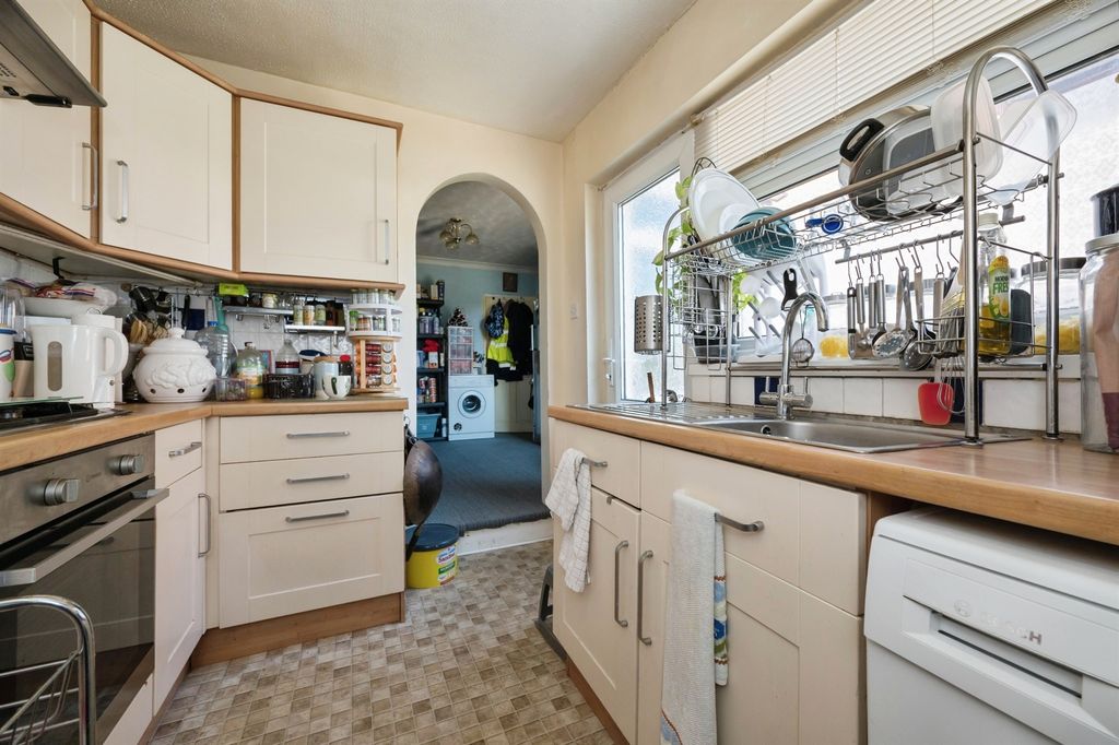 Additional image 5 of 3 bed semi-detached house for saleBath Road, Southampton SO19