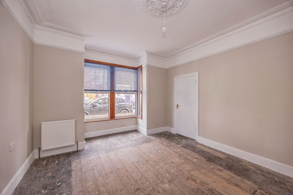 Additional image 2 of 6 bed terraced house for saleTelephone Road, Southsea PO4