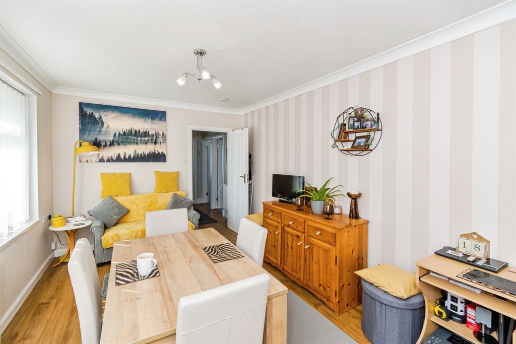 Additional image 3 of 2 bed detached bungalow for saleWestover Road, Southampton SO16