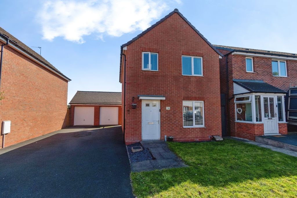 3 bed detached house for saleLakelot Close, Willenhall WV12