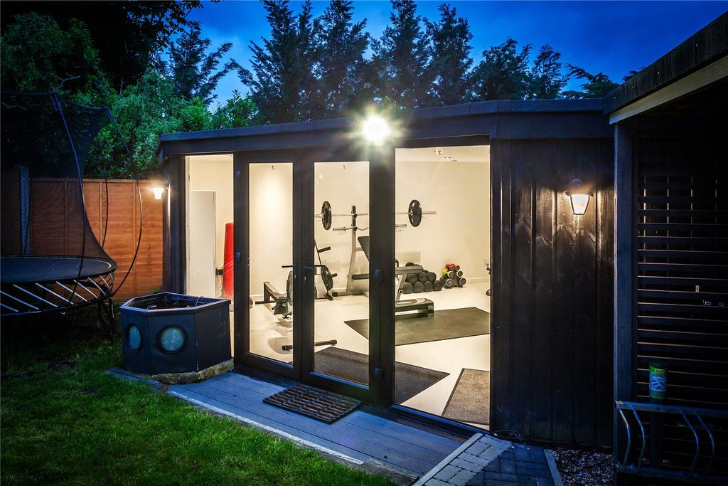 Additional image 43 of 6 bed detached house for saleHook Heath, Surrey GU22