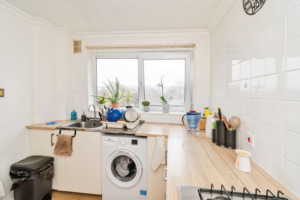 Additional image 7 of 1 bed flat for saleKent Road, St Denys, Southampton, Hampshire SO17