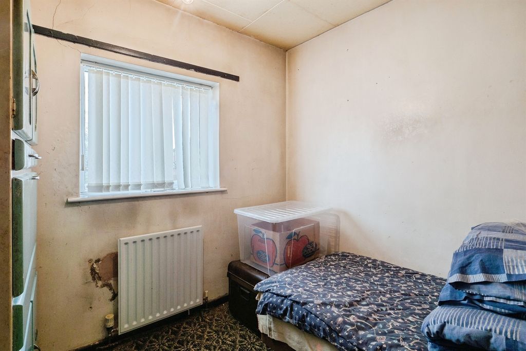 Additional image 14 of 4 bed semi-detached house for saleHermitage Road, Loughborough LE11