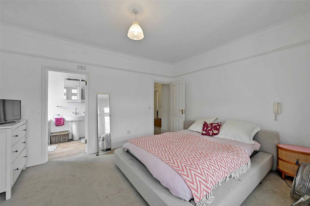 Additional image 14 of 7 bed detached house for saleSt. Leonards Road, Windsor, Berkshire SL4