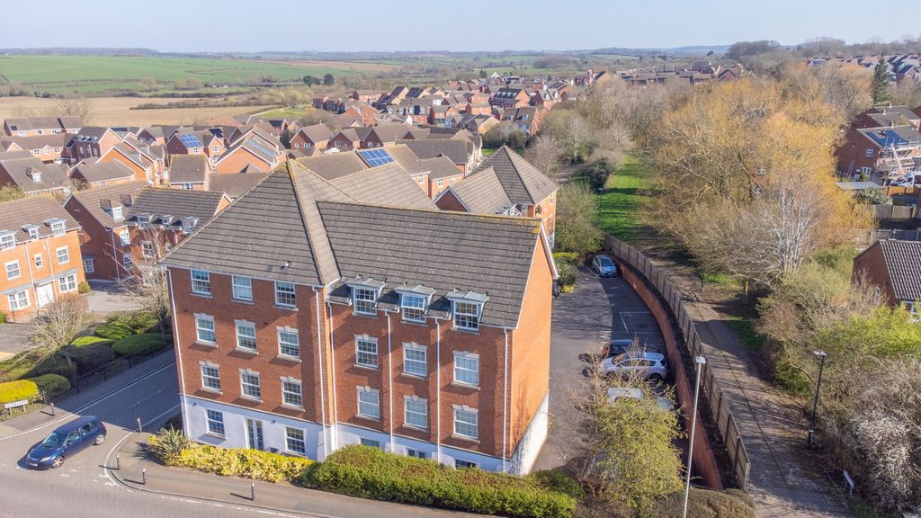 2 bed flat for saleHeritage Way, Hamilton, Leicester LE5