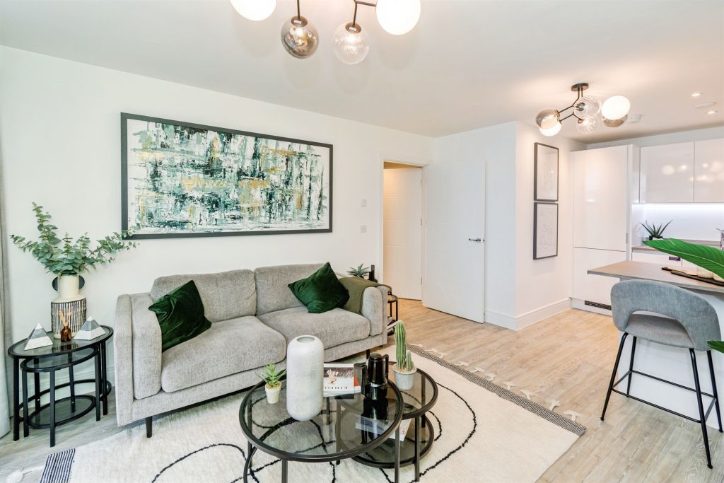 Additional image 6 of 1 bed flat for saleGranada House, Southampton SO14