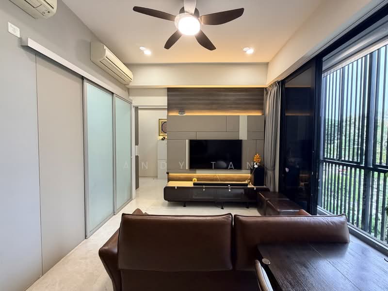 131 Holland Road photo 2