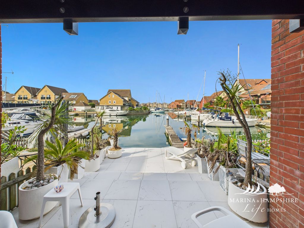 Additional image 2 of 3 bed town house for saleCadgwith Place, Port Solent, Portsmouth PO6