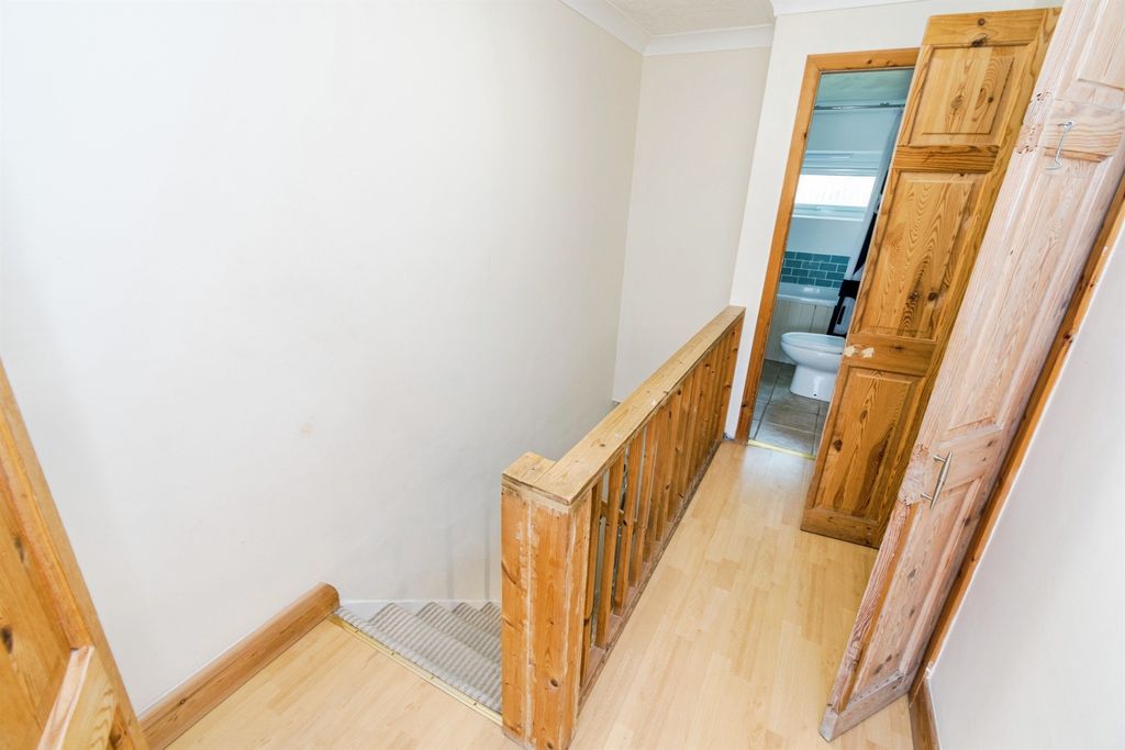 Additional image 9 of 2 bed flat for saleTaranto Road, Southampton SO16