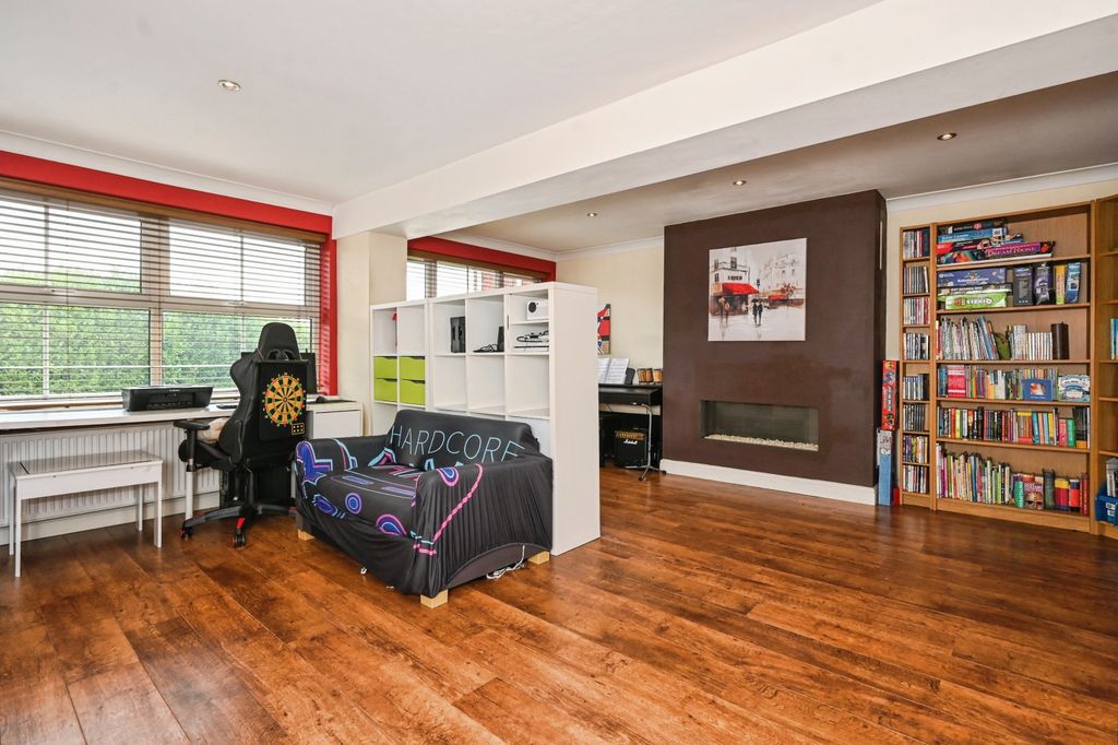 Additional image 2 of 4 bed detached house for saleSkyes Crescent, Wigan WN3