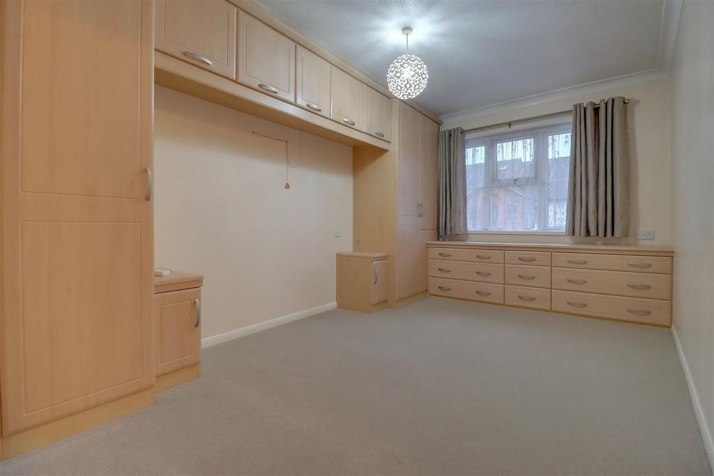 Additional image 3 of 2 bed flat for saleStilemans, Wickford SS11
